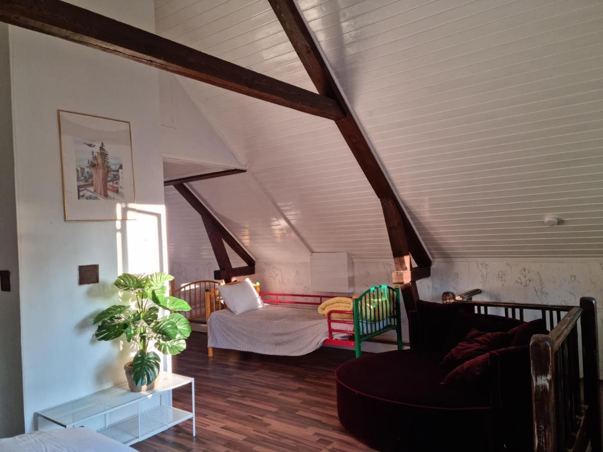 Charmigt Hus Pa Landet Naera Till Bad Strömstad Exterior foto