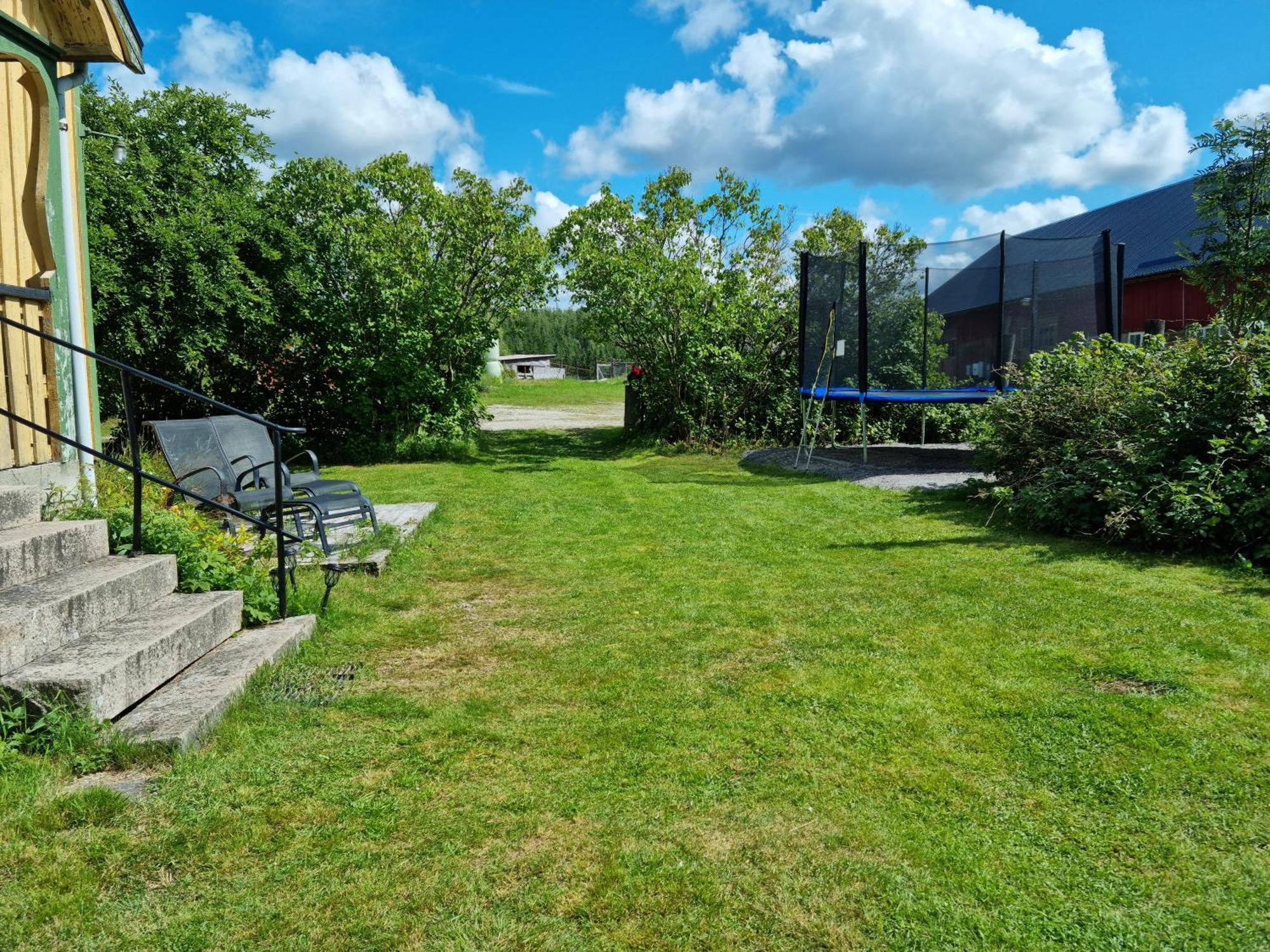 Charmigt Hus Pa Landet Naera Till Bad Strömstad Exterior foto